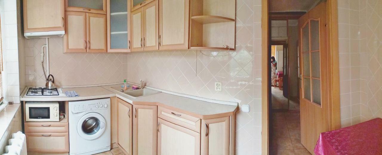 Apartments On Mykilska-Slobidka เคียฟ ภายนอก รูปภาพ