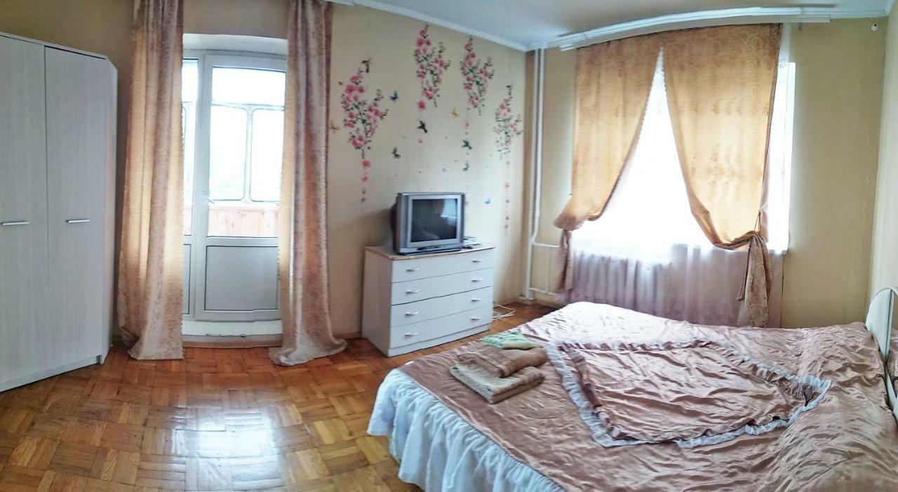 Apartments On Mykilska-Slobidka เคียฟ ภายนอก รูปภาพ